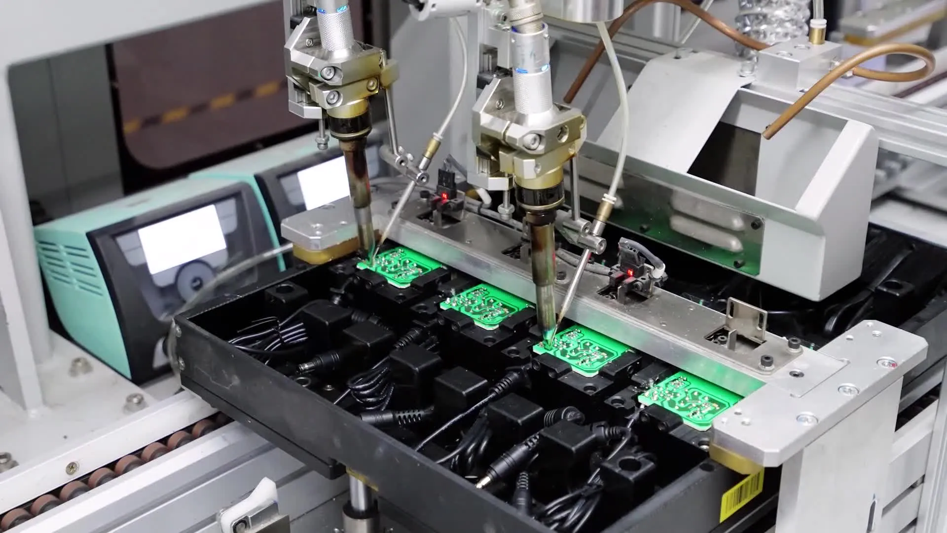 Production and test equipment on a line Kestner sources through
